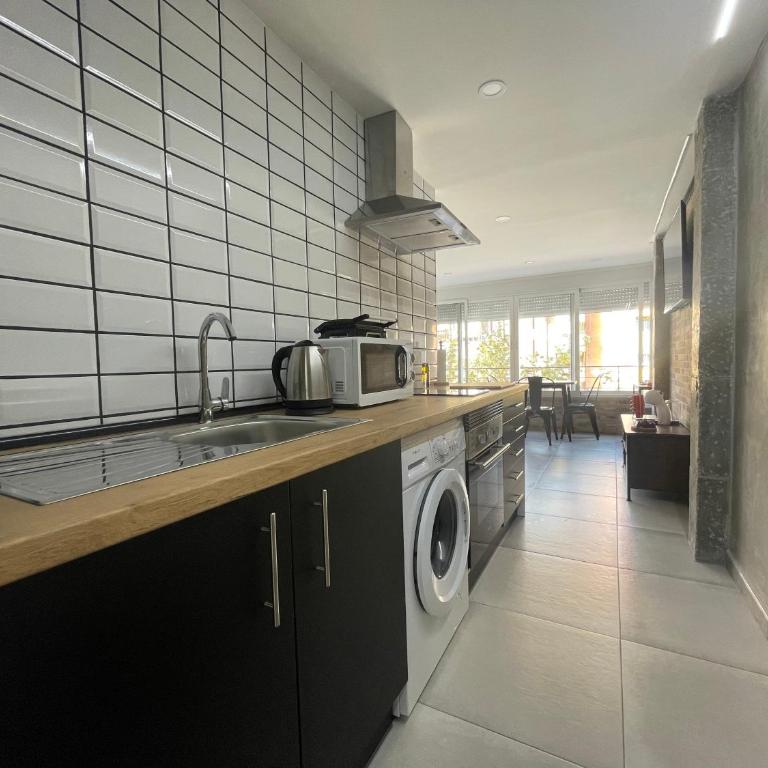 Benidorm JL 1 y 2 - Apartamento de 1 Dormitorio con balcón y vistas a la ciudad - 22