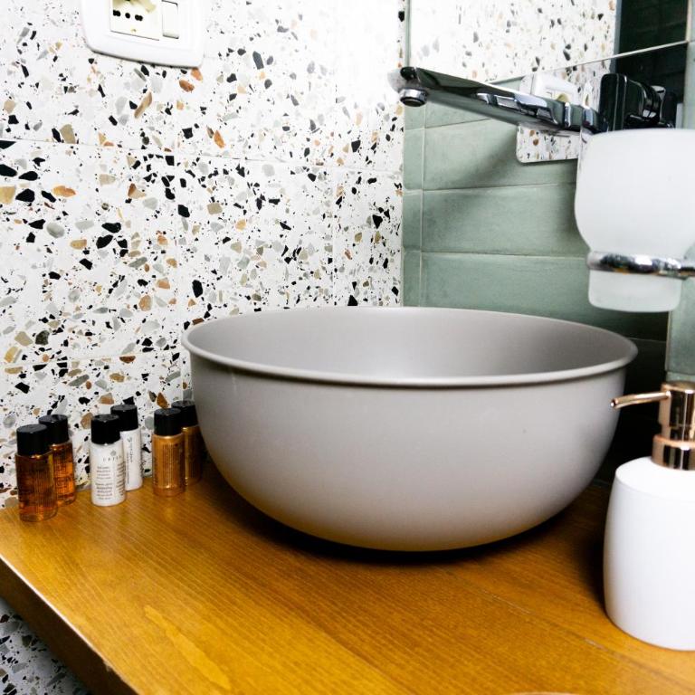Occhi di Napoli Experiential Relais - Camera Queen Standard - 20