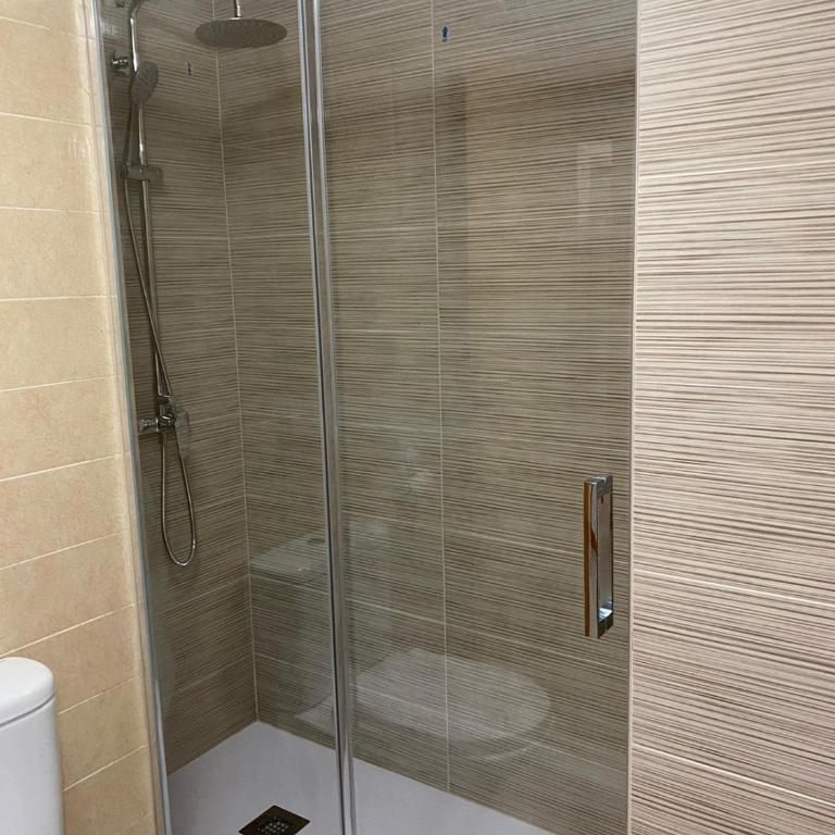 SOLIMAR 10 SALOU Solo FAMILIAS con Parking y piscina - Two-Bedroom Apartment - 64