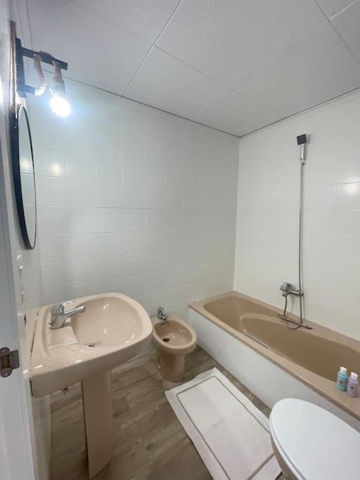 Villamar ,ACC, playa wifi y garaje - Two-Bedroom Apartment - 34
