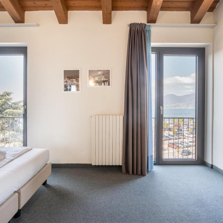 Hotel Al Castello - Chambre Double ou Lits Jumeaux Deluxe - Vue sur Lac - 2