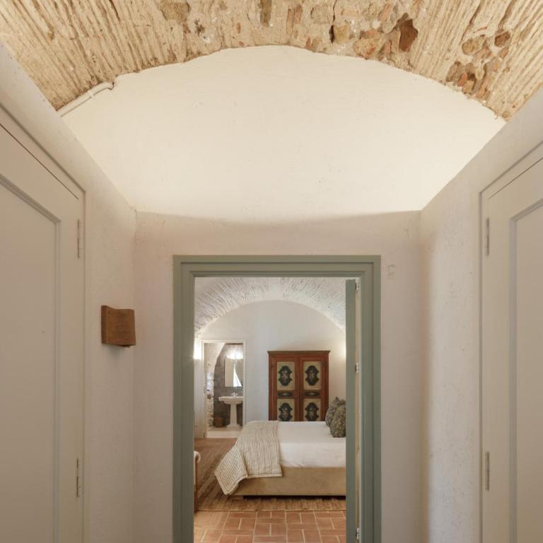 Hotel Castell de Vallgornera - Habitación Doble Deluxe - 8