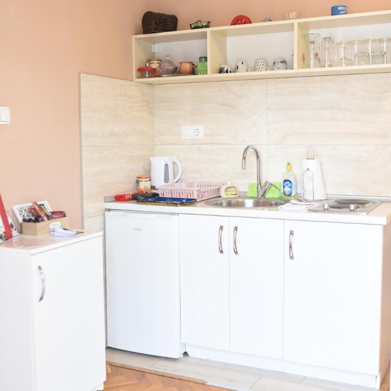 Central Stay Mostar - Apartment with Balcony - 12