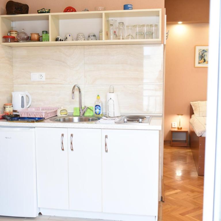 Central Stay Mostar - Apartment with Balcony - 5