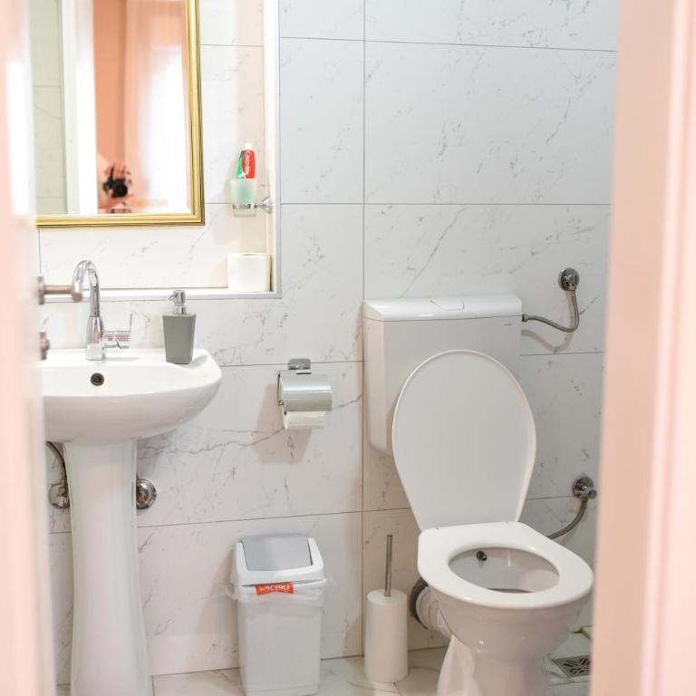 Central Stay Mostar - Apartment with Balcony - 13