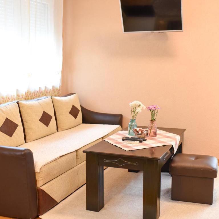 Central Stay Mostar - Apartment with Balcony - 4