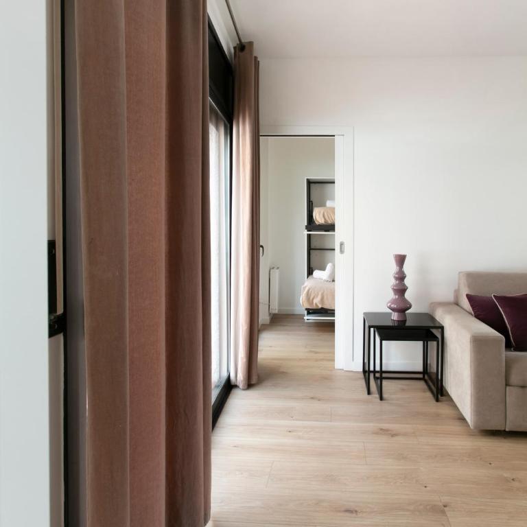 Chic and Modern Apartments in Gracia - Penthouse Apartment - 17