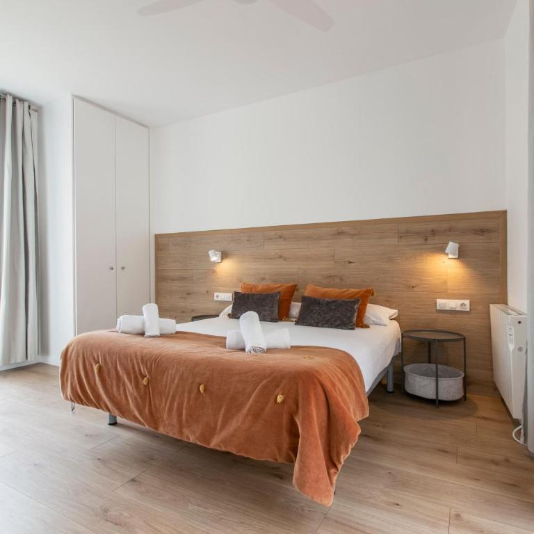 Chic and Modern Apartments in Gracia - Penthouse Apartment - 4