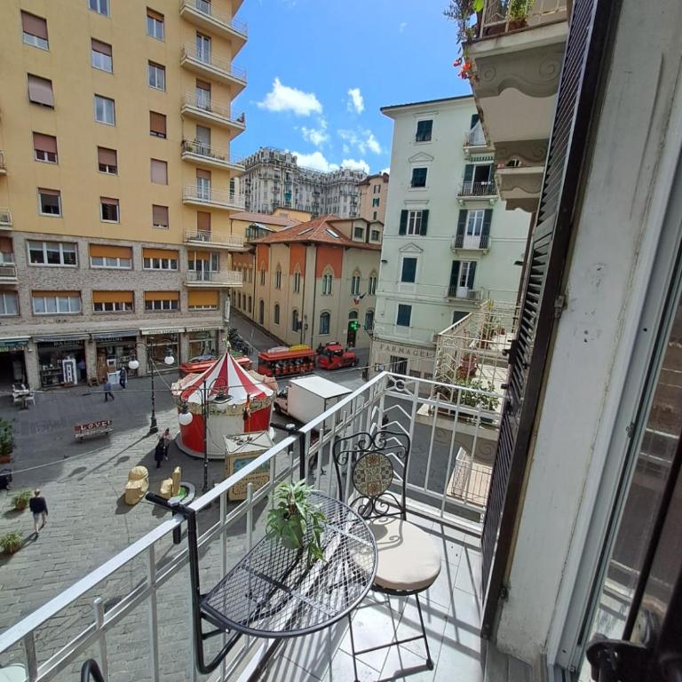 La Siesta 5 terre - King Room with Balcony - 5