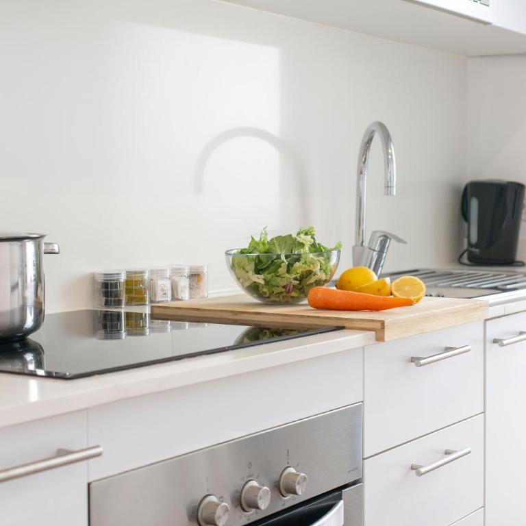 Chic and Modern Apartments in Gracia - One-Bedroom Apartment - 10