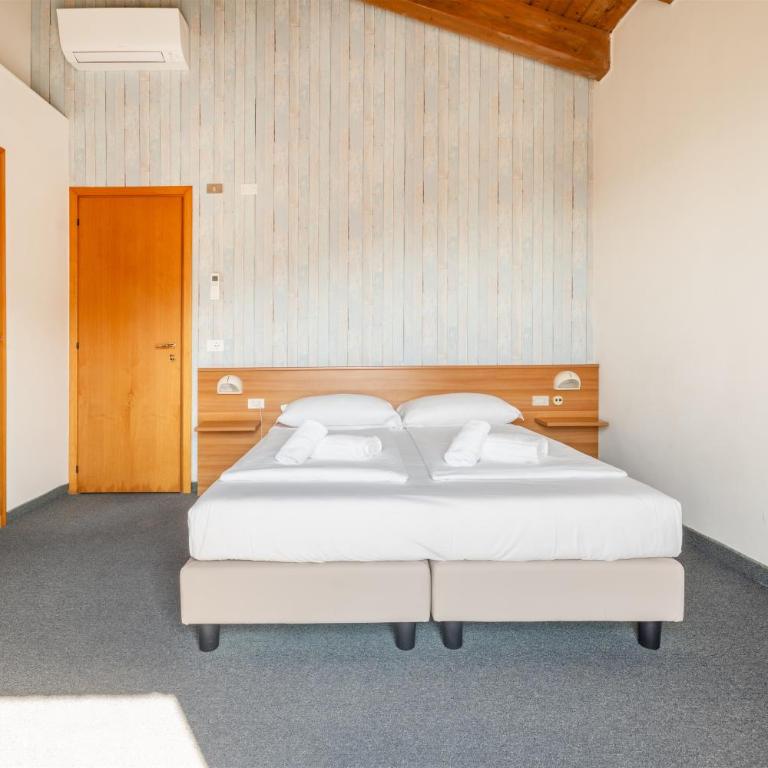 Hotel Al Castello - Chambre Double ou Lits Jumeaux avec Balcon - 9