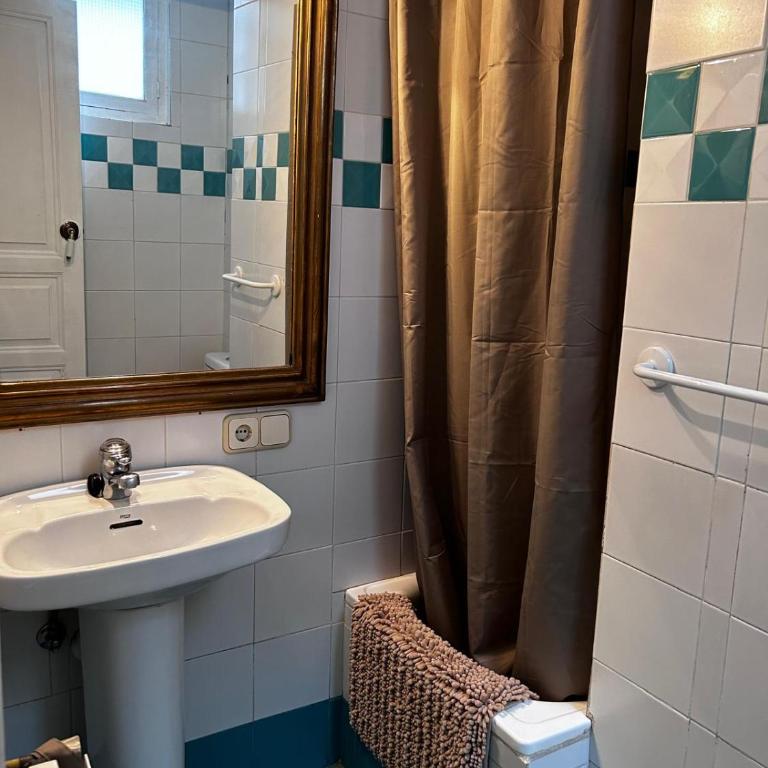 habitacion doble baño independiente,vistas encierro - Habitación Doble con baño privado externo - 6