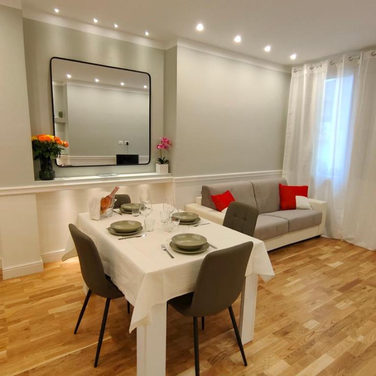 Residenza Claudia - Appartamento con 2 Camere da Letto e Balcone - 13