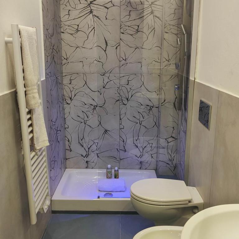 Residenza Claudia - Appartamento con 2 Camere da Letto e Balcone - 27
