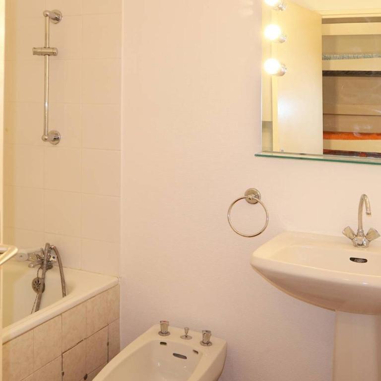 Appartement cosy pour 6 pers, proche centre, skis aux pieds - FR-1-322-225 - Apartment - 8