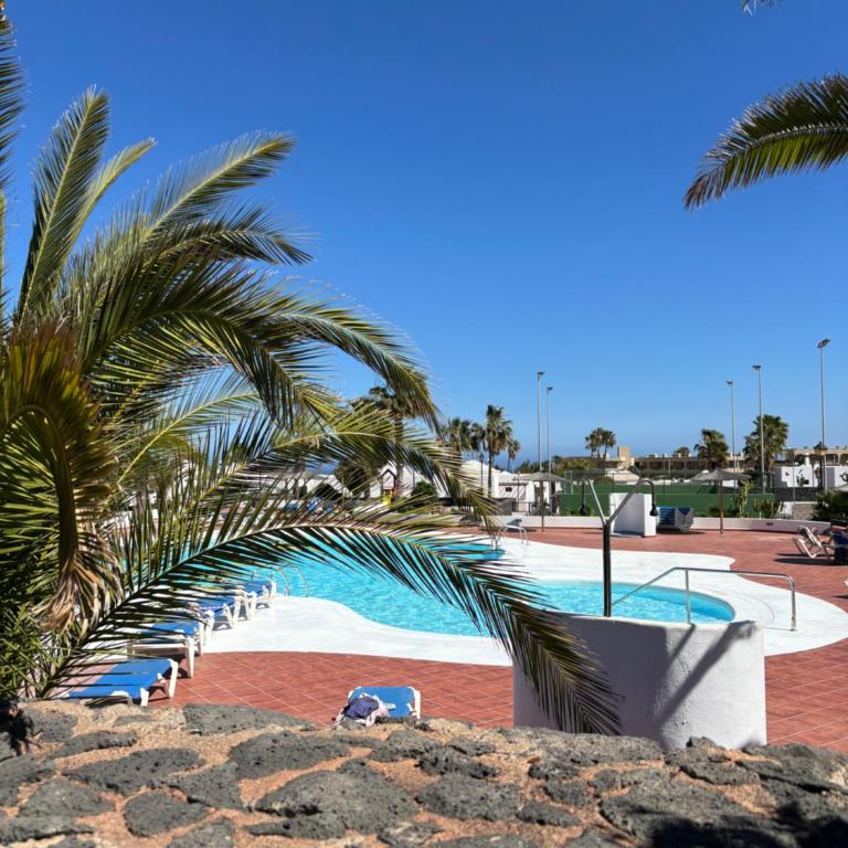 Casa amplia y moderna de 3 habitaciones en complejo con piscina - Casa de 3 dormitorios - 28