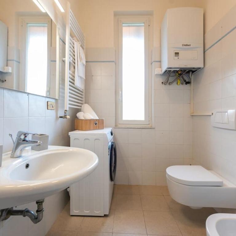 Casa Roberto - Centrale vista porto Carlo Riva - Appartamento con 2 Camere da Letto - 8