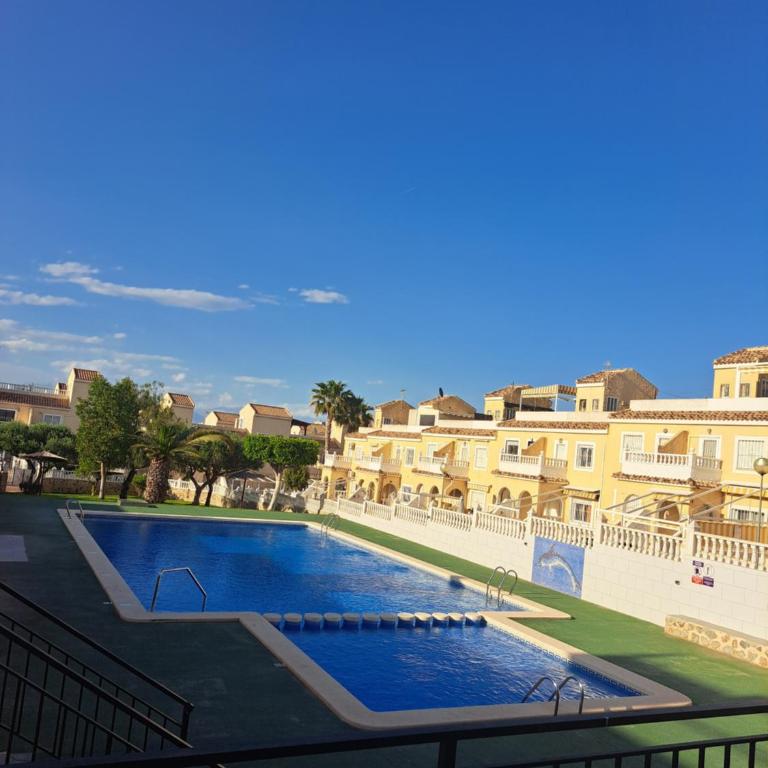 PepeCasa - Two-Bedroom House - 12