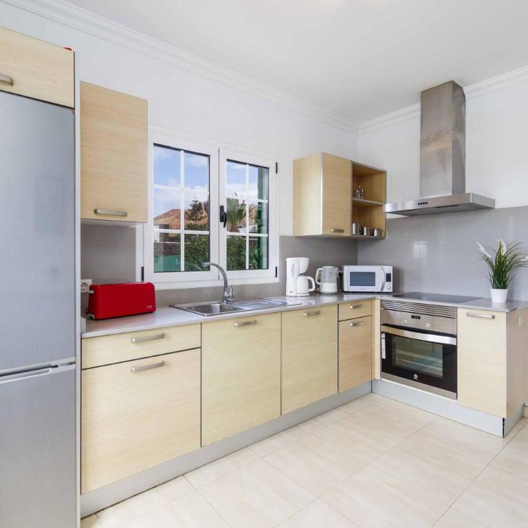 Villa Femes - Three-Bedroom Villa - 15