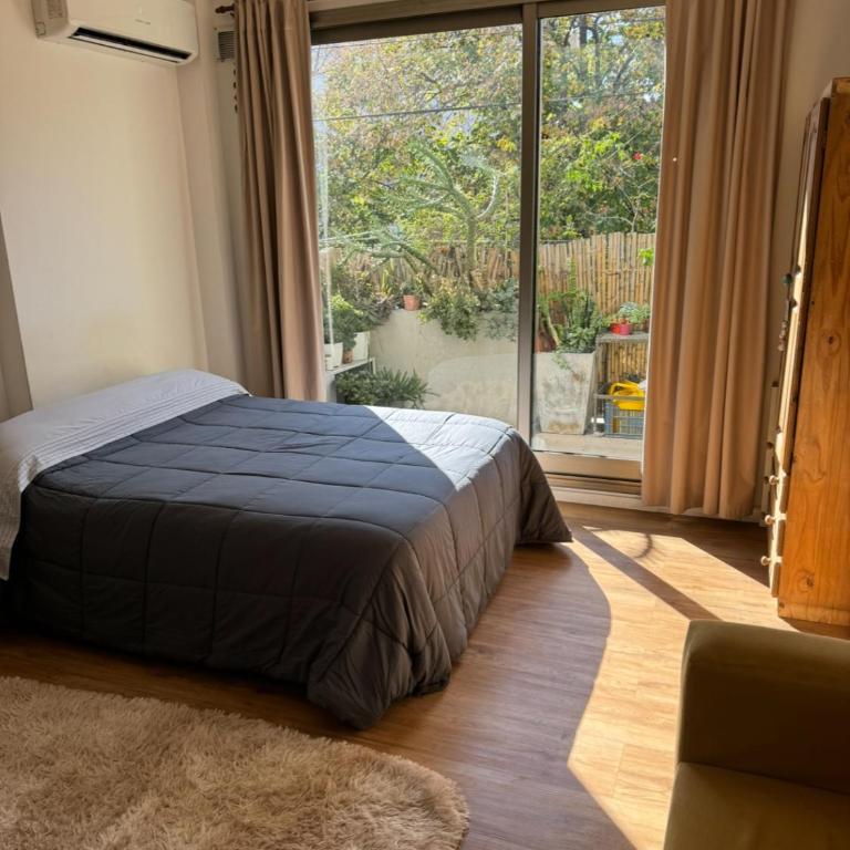 Apartment with balcony, garden and parrilla - Apartamento de 1 dormitorio - 1