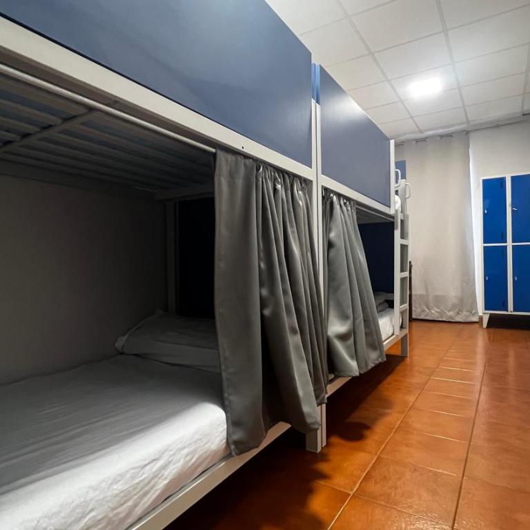 Albergue La Estación - Bed in 4-Bed Mixed Dormitory Room - 2