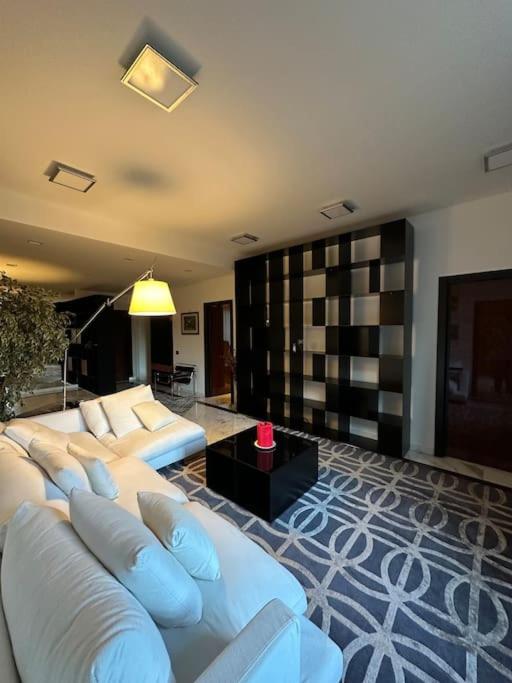 Vista Corvetto - Appartamento Standard con 2 Camere da Letto - 32