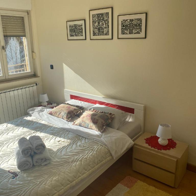 Bolek mansion - Dvokrevetna Soba sa Bračnim Krevetom i Balkonom - 7