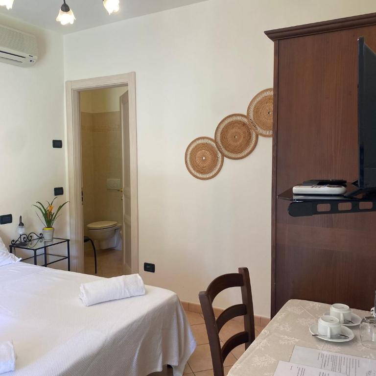 Villa Gaia - Camera Matrimoniale/Doppia con Letti Singoli con Bagno - 22