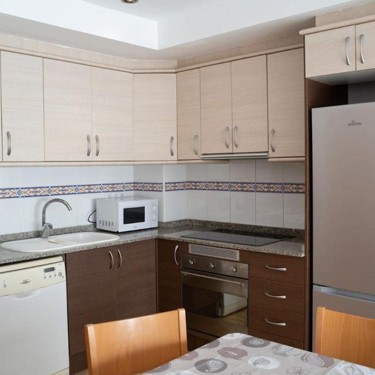 Aina - Apartamento de 2 dormitorios con vistas al mar - 5