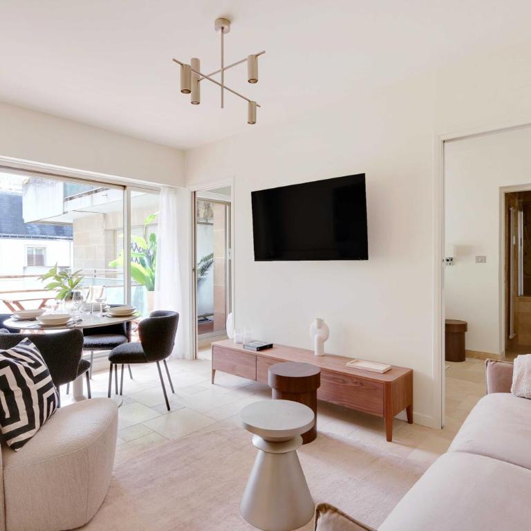 Chic apartment - 1BR-4P - Place des Vosges - Appartement 1 Chambre avec Balcon - 1