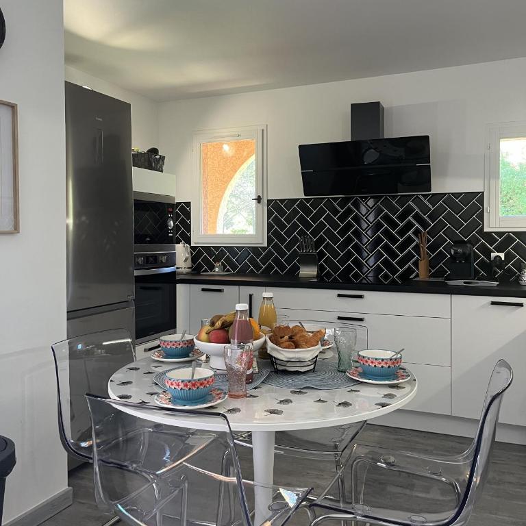 L'Appart St Aygulf, 5mn à pied mer, piscine, tennis - Appartamento con 1 Camera da Letto - 9