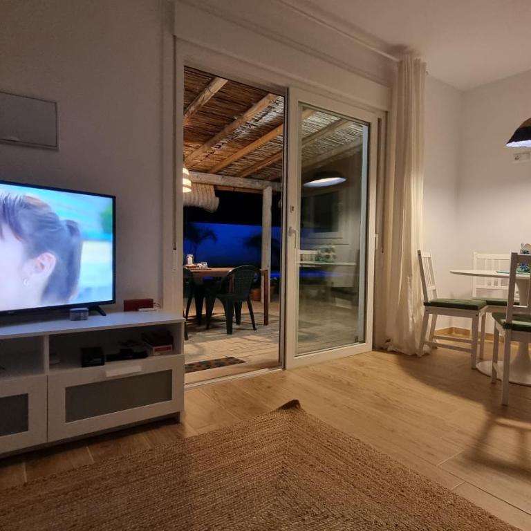 Las Casitas de la Barrosa con jardín y piscina - Maison de Vacances - 37