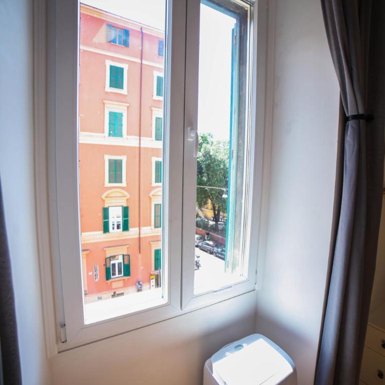 Cosmo GuestHouse - Camera Matrimoniale con Bagno Privato - 19