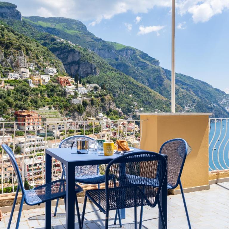 De Vivo Realty - Casa Bijou Positano - Camera Tripla con Vista Mare - 16