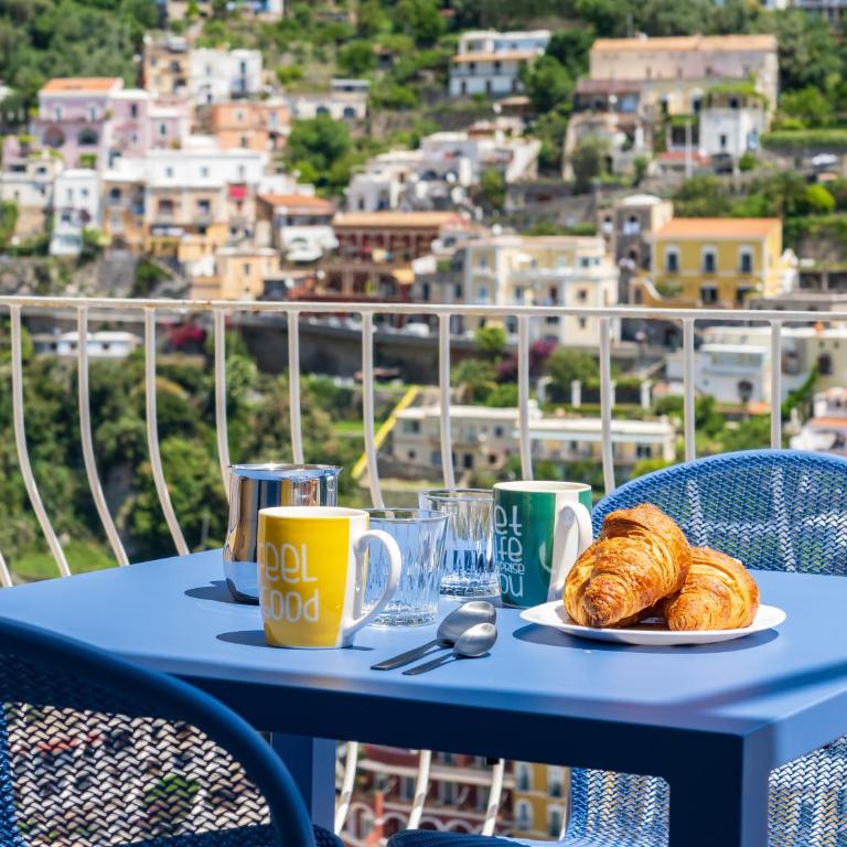 De Vivo Realty - Casa Bijou Positano - Camera Tripla con Vista Mare - 7