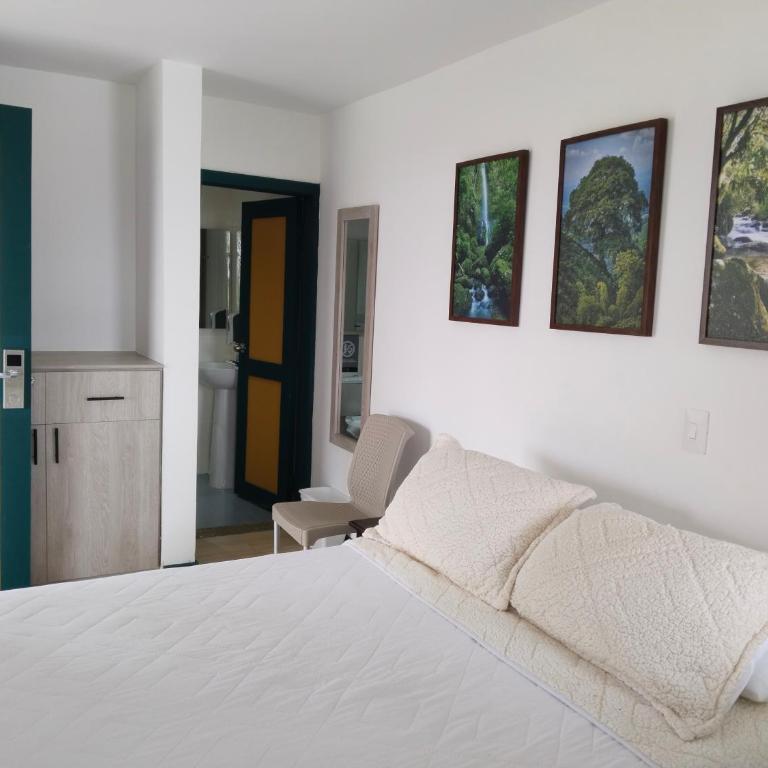 Colina del Sol Hotel Hacienda - Double Room with Mountain View - 3