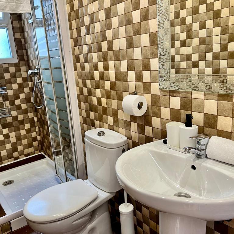 Amazing 3Bedroom Apartment in Capuchinos by Easytrip - Apartamento de 3 dormitorios - 5