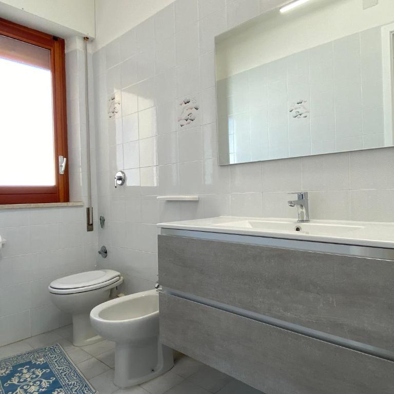 Brezza Marina Apartment, 50 mt dalla spiaggia - Four-Bedroom Penthouse Apartment - 14