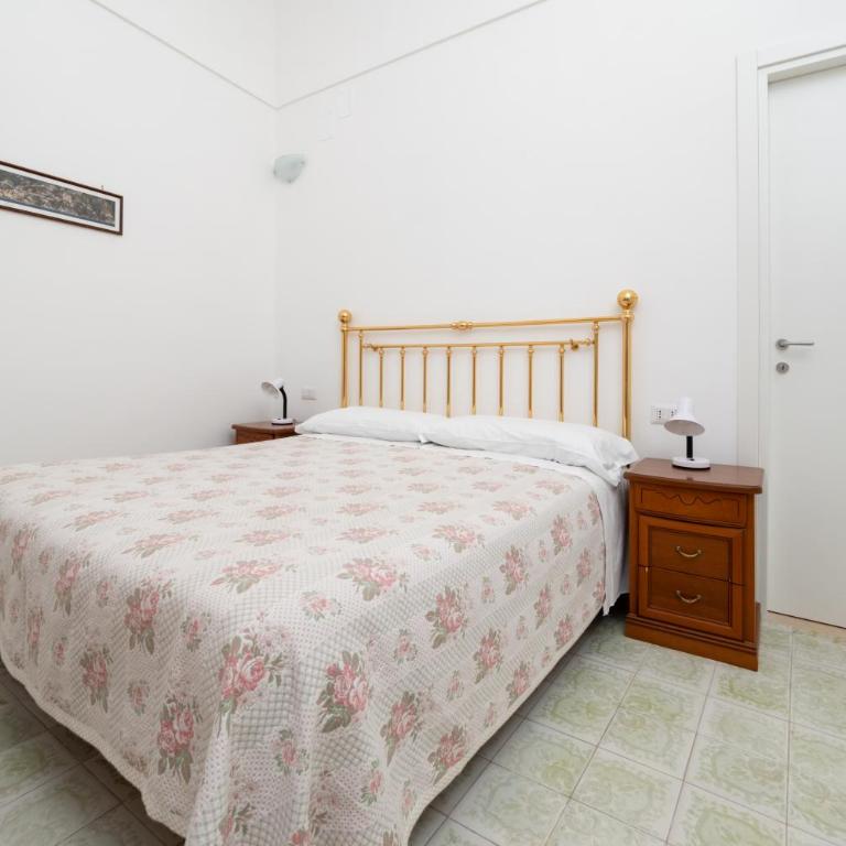 De Vivo Realty - Casa Bijou Positano - Camera Tripla con Vista Mare - 12