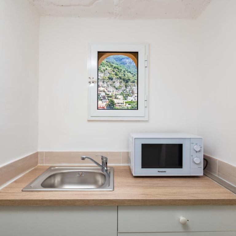 De Vivo Realty - Casa Bijou Positano - Camera Tripla con Vista Mare - 49