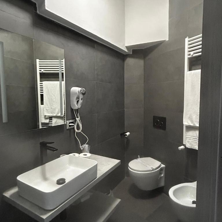 Hotel Ferrucci - Basic Triple Room - 1