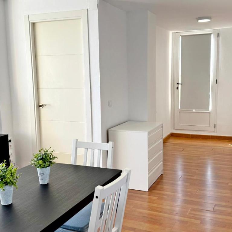 GANDIA III - Alquiler solo a familias - Apartamento de 2 dormitorios - 19