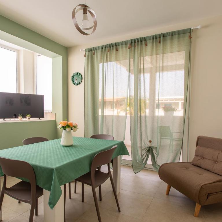 Onda Bianca Luxury Apartments - Two-Bedroom Apartment - 1