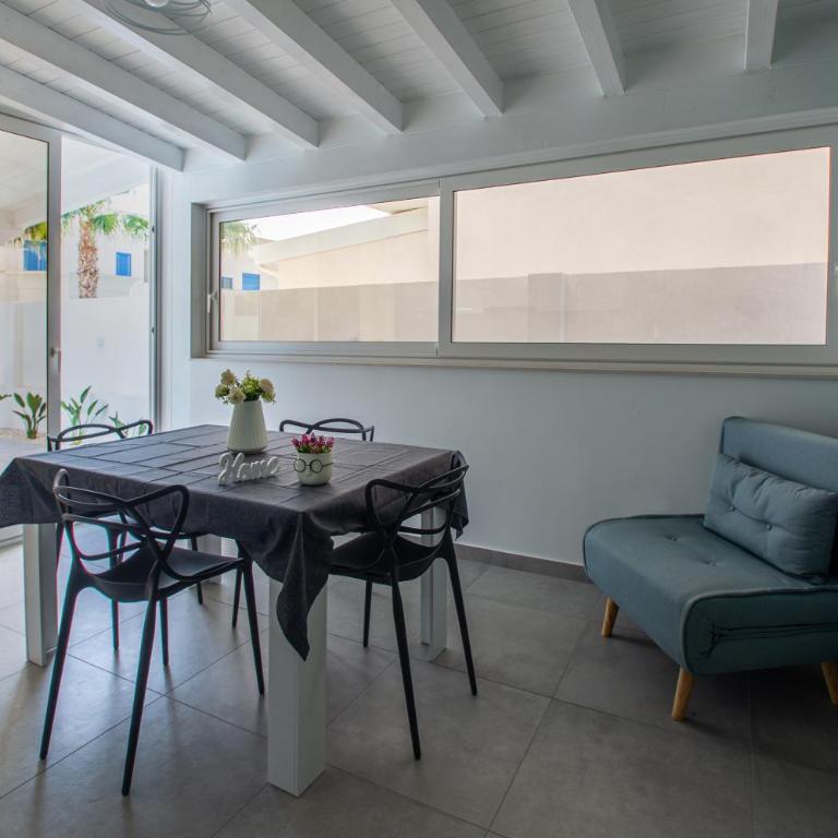 Onda Bianca Luxury Apartments - Two-Bedroom Apartment with Pool View - 5