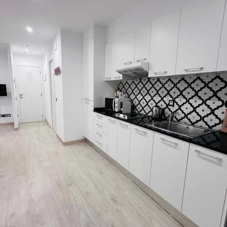 Rainbow Apartments BY BLAUSITGES - Apartamento de 2 dormitorios - 8