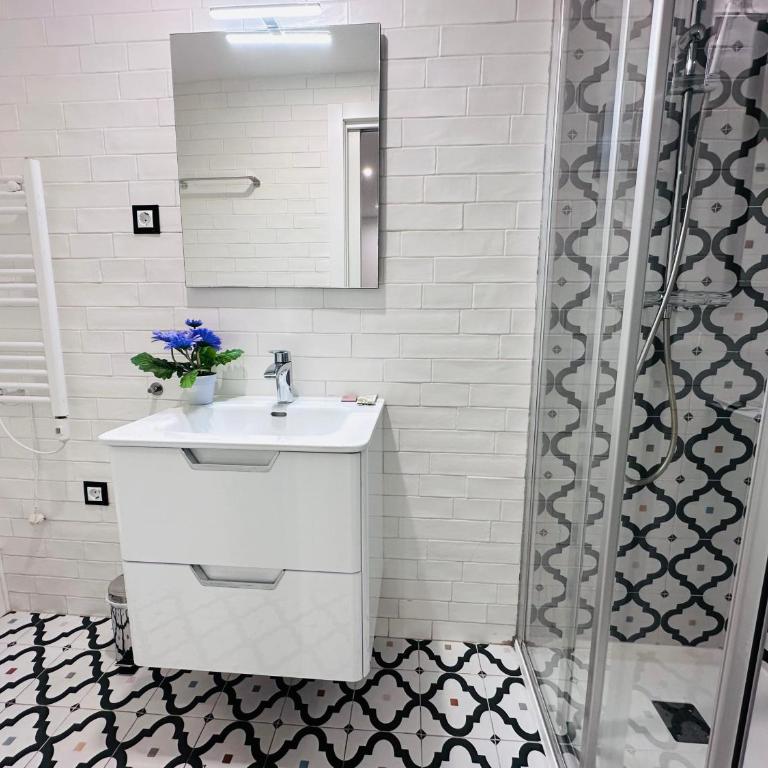 Rainbow Apartments BY BLAUSITGES - Apartamento de 2 dormitorios - 16