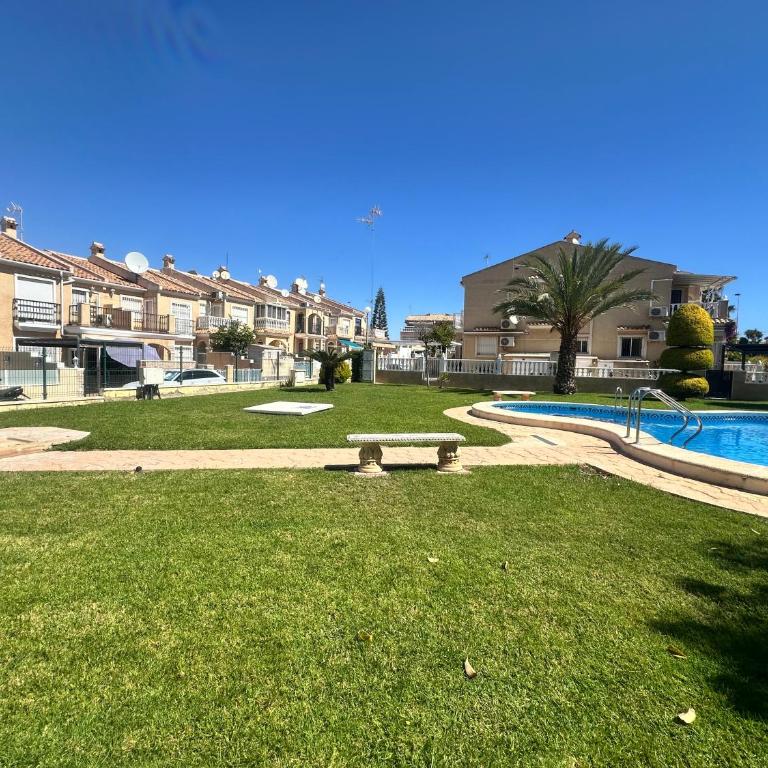 Homely Apartments Royal - Apartamento de 2 dormitorios con terraza - 43