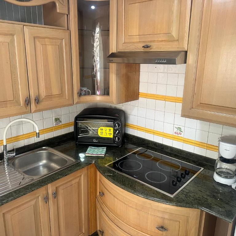 Homely Apartments Royal - Apartamento de 2 dormitorios con terraza - 13