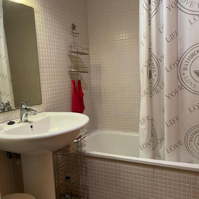 FB211-LC Bonito ap playa de La Fosca - 2 hab piscina parking - Two-Bedroom Apartment - 20