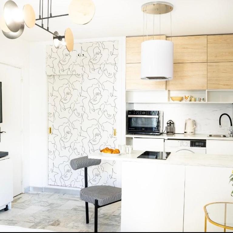 Majestic Apartment - Suite avec Terrasse - 3